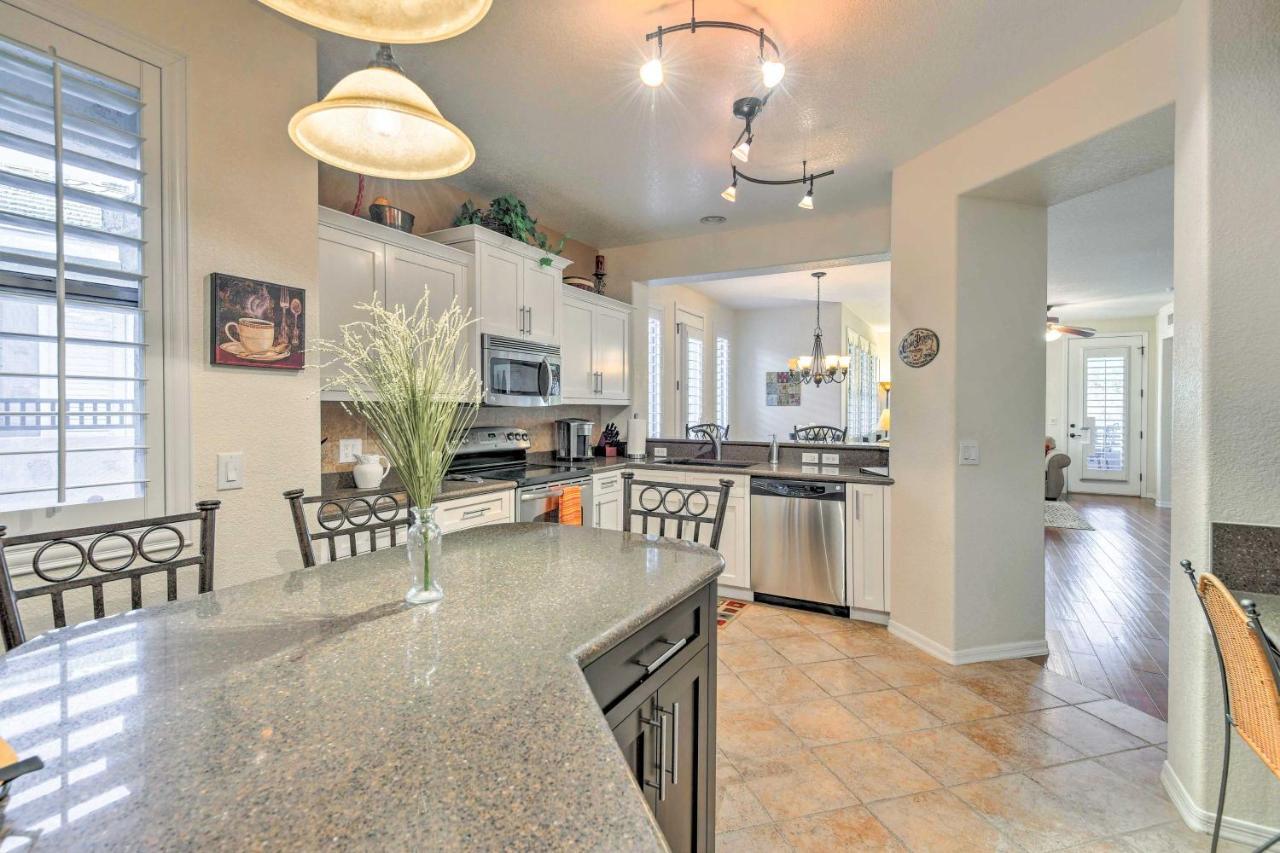 Upscale Getaway With Golf Course Views!