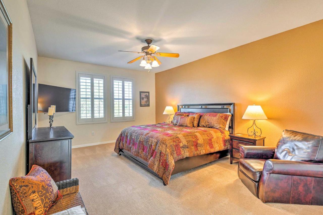 Upscale Getaway With Golf Course Views! Apartment *