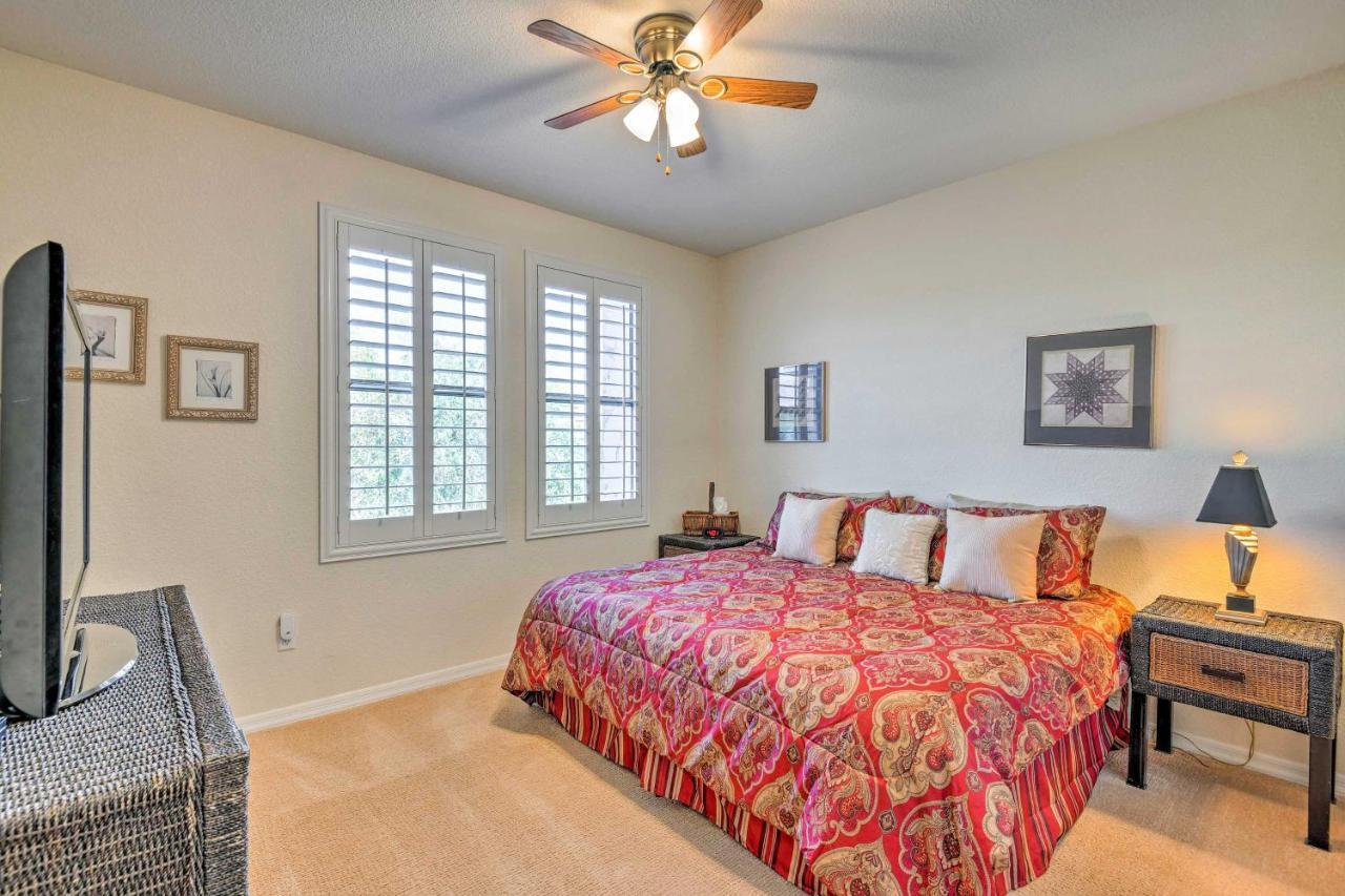Apartment Upscale Getaway With Golf Course Views! Scottsdale