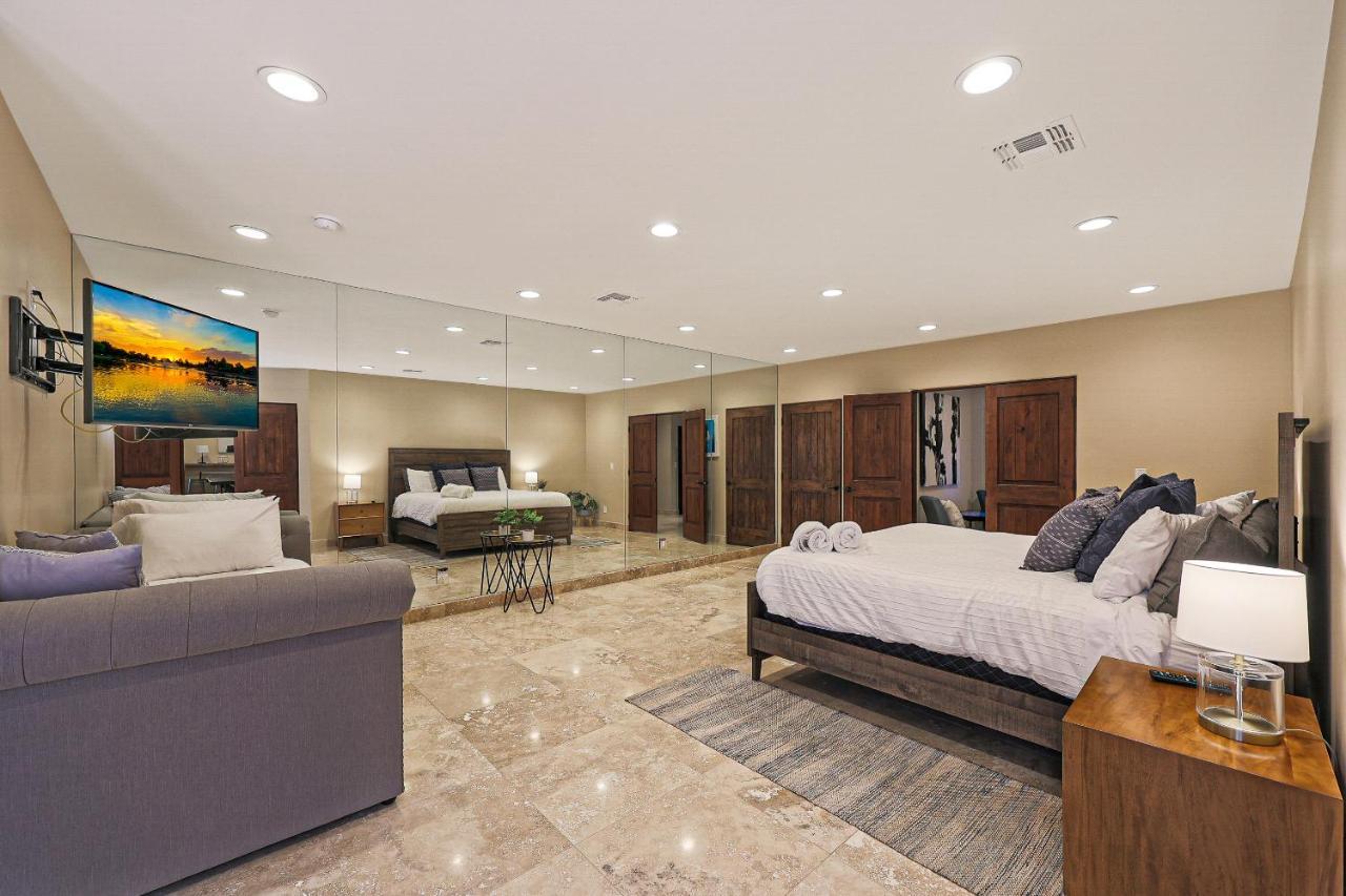 Luxury Estate, Sleeps 24, Sonoran By Homestakes *