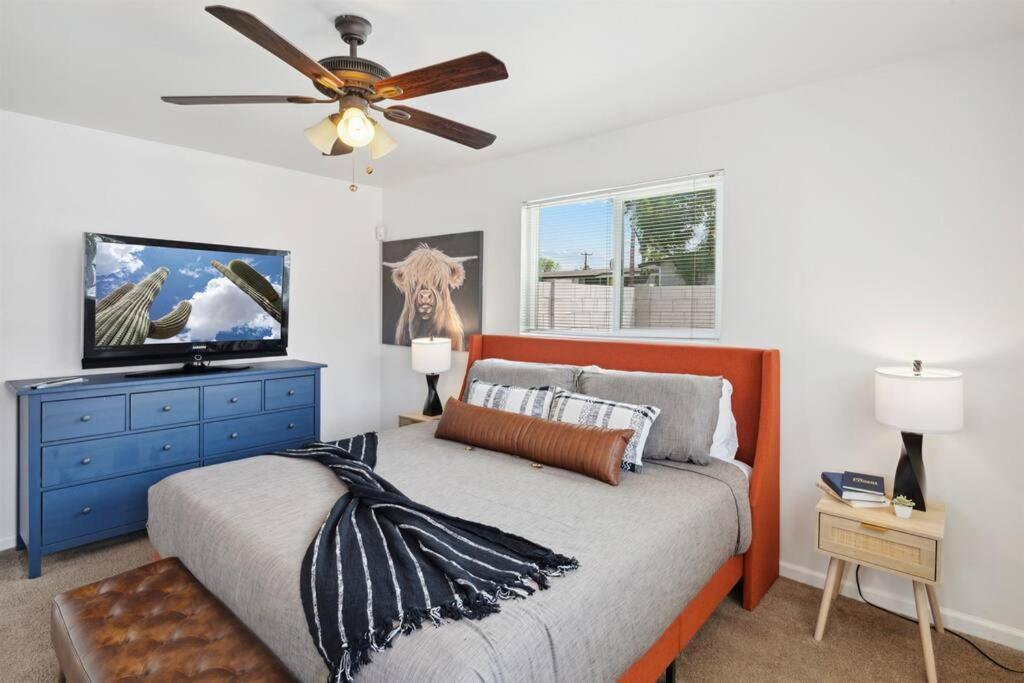 8 Minutes To Old Town Holiday home
