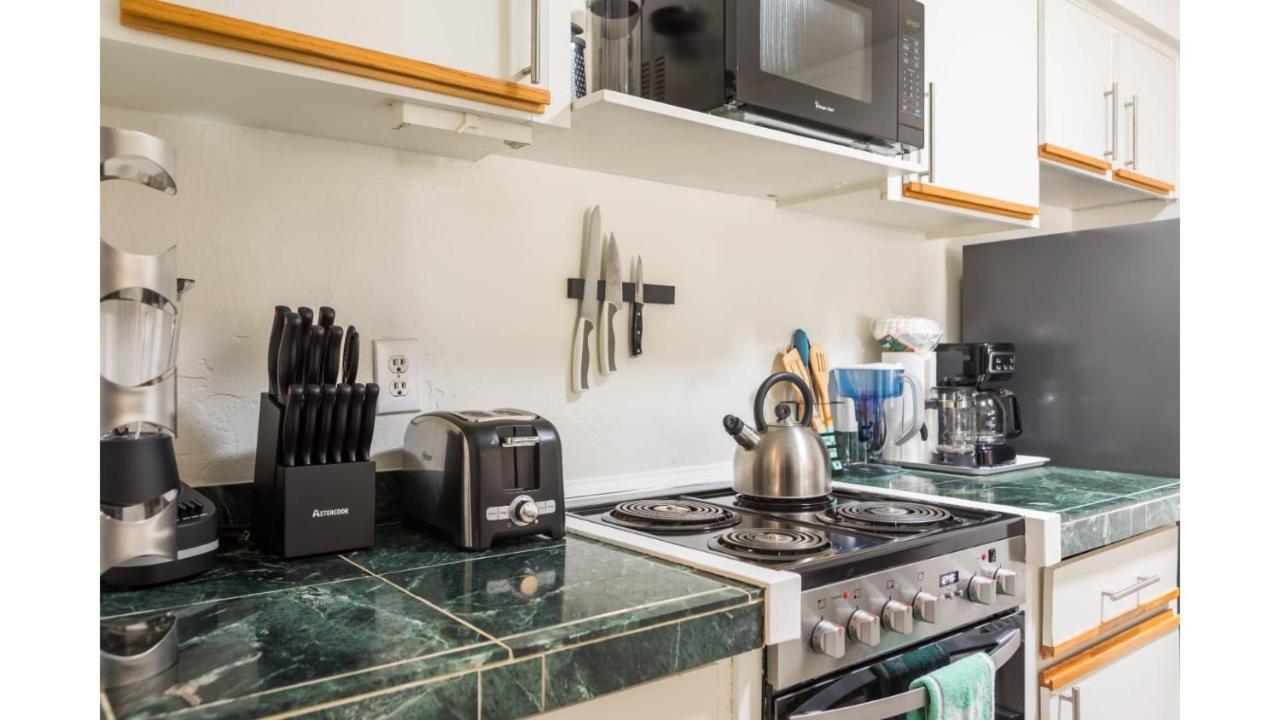 Stylish Heart Of Old Town Pool Bbq Holiday home Scottsdale