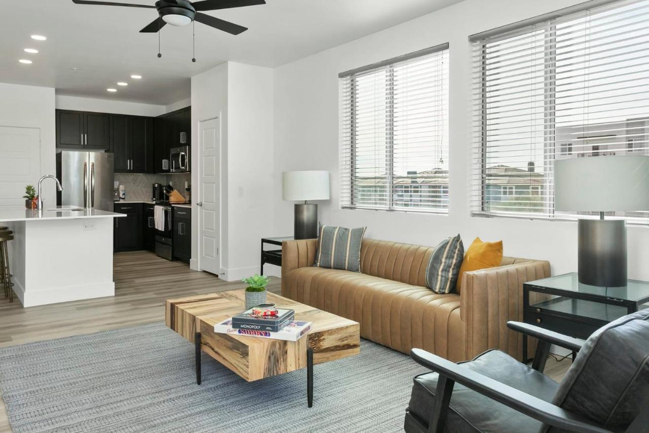Apartment Premium One And Two Bedroom At Slate In Phoenix Arizona