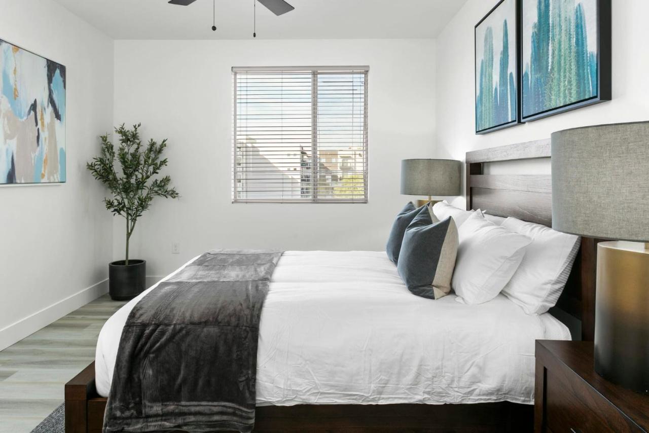 Apartment Premium One And Two Bedroom At Slate In Phoenix Arizona *
