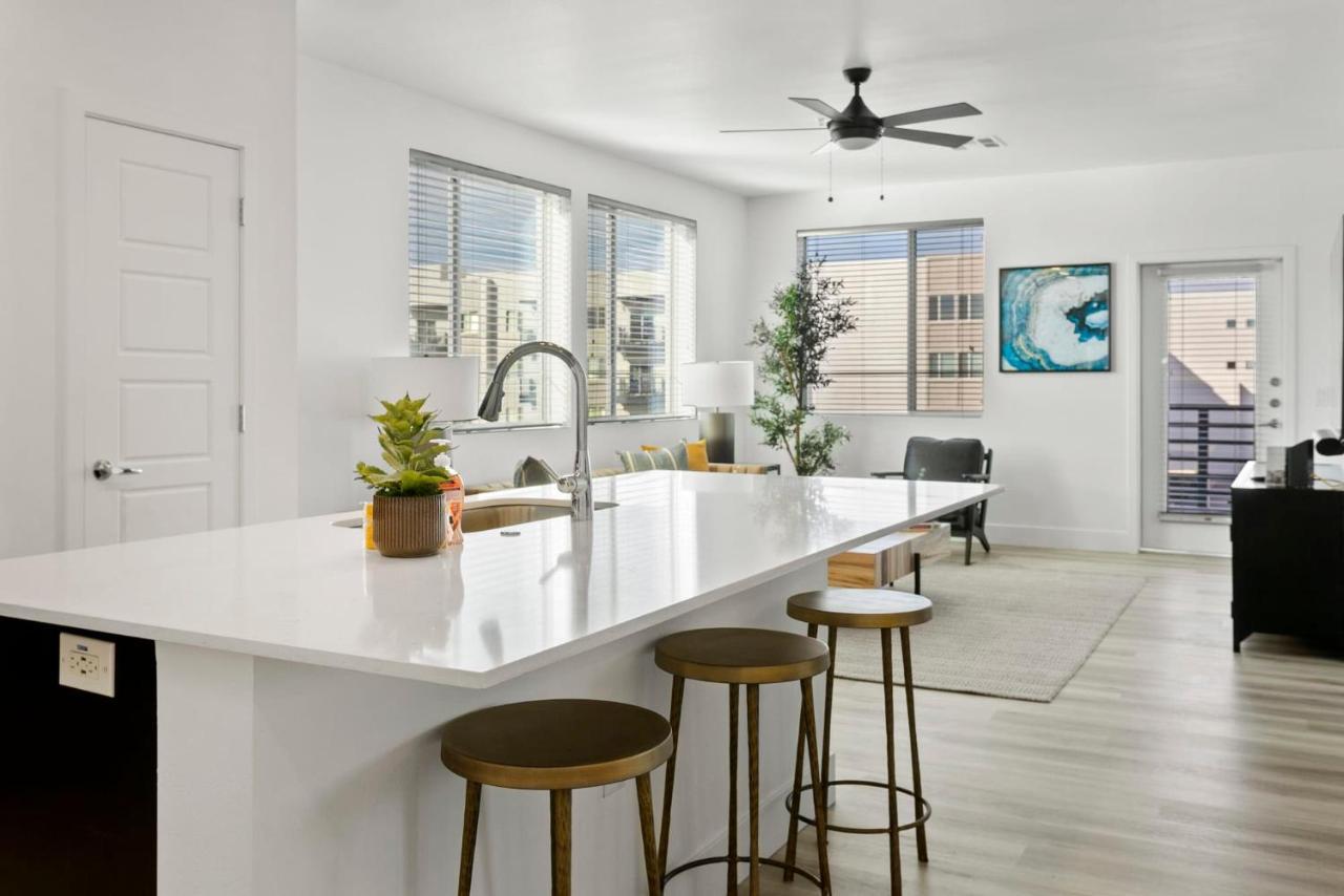 Premium One And Two Bedroom At Slate In Phoenix Arizona *