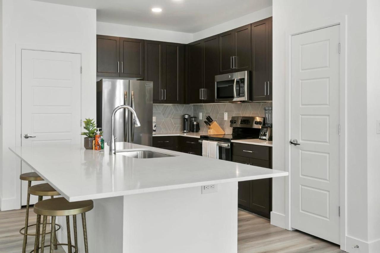 Premium One And Two Bedroom At Slate In Phoenix Arizona Apartment