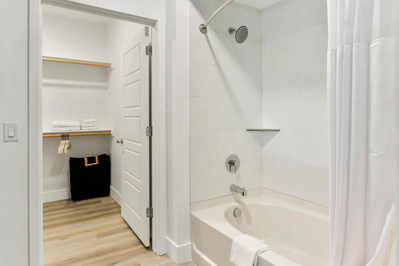 Premium One And Two Bedroom At Slate In Phoenix Arizona *