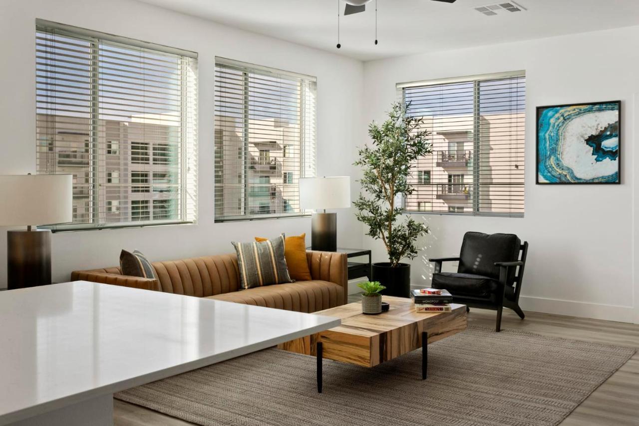 Premium One And Two Bedroom At Slate In Phoenix Arizona *