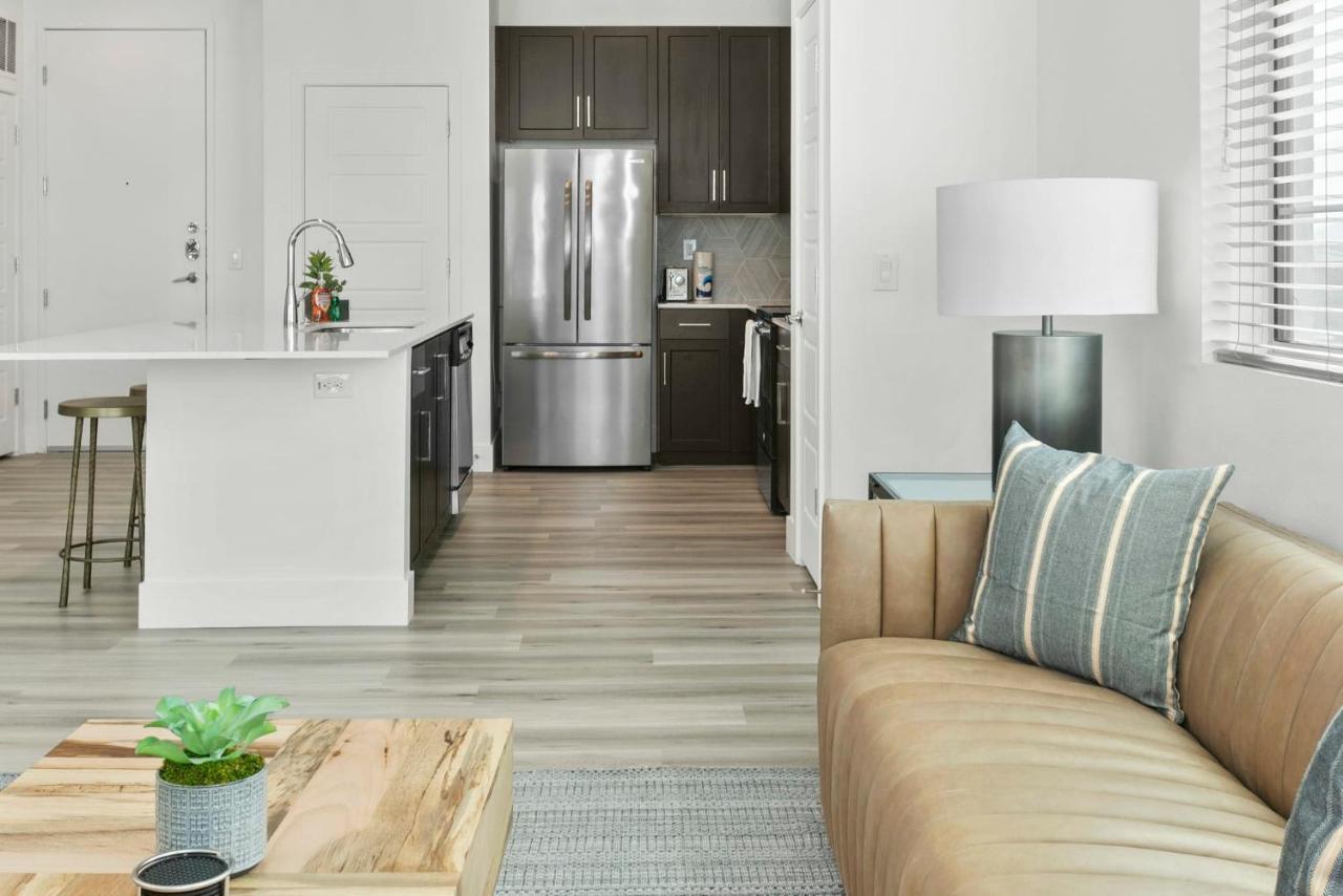 Premium One And Two Bedroom At Slate In Phoenix Arizona *