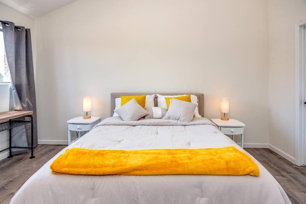 Stylish 1bd In Of Old Town Heated Hottub *