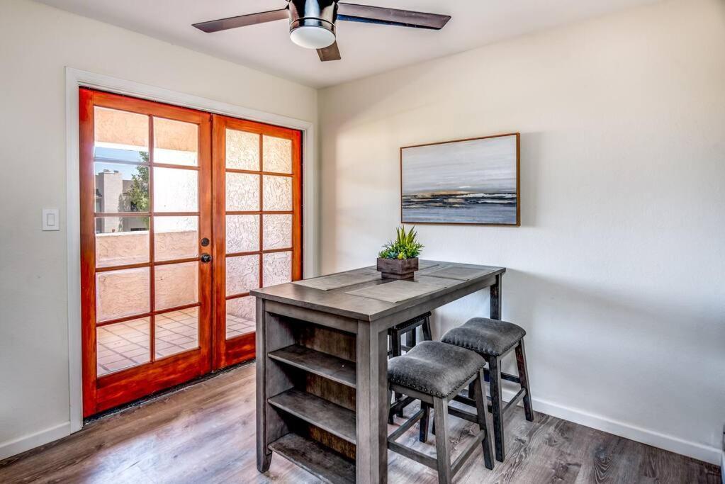 Stylish 1bd In Of Old Town Heated Hottub * Scottsdale