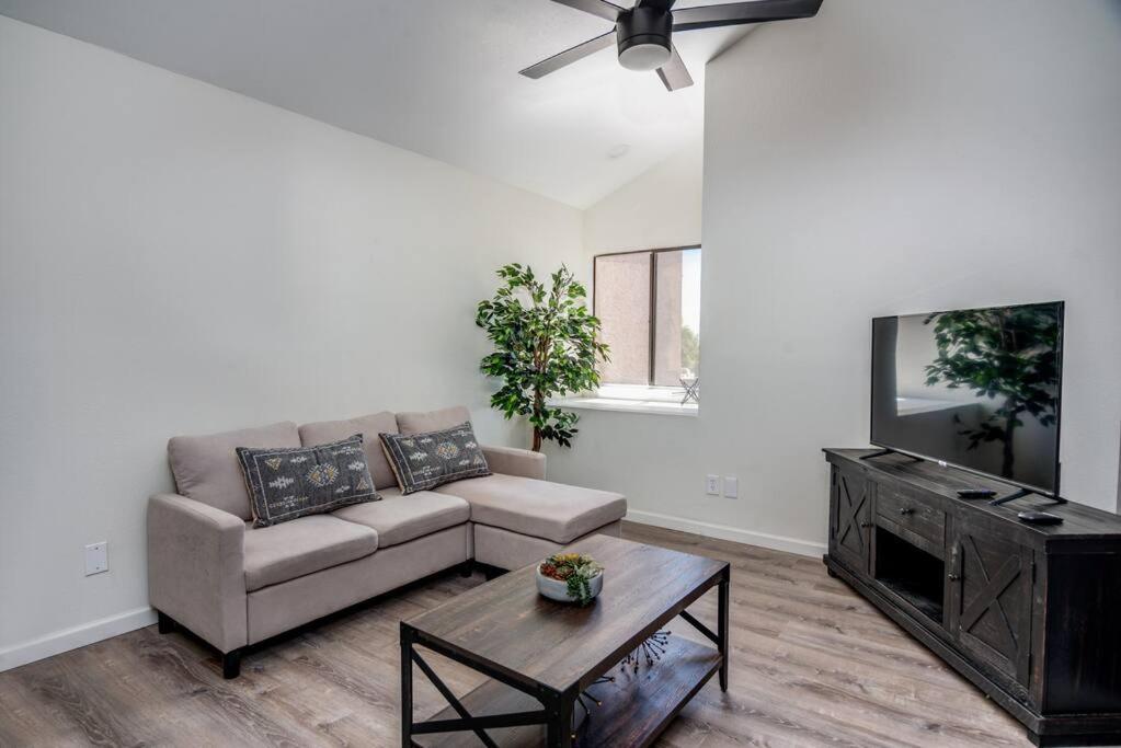 Holiday home Stylish 1bd In Of Old Town Heated Hottub *