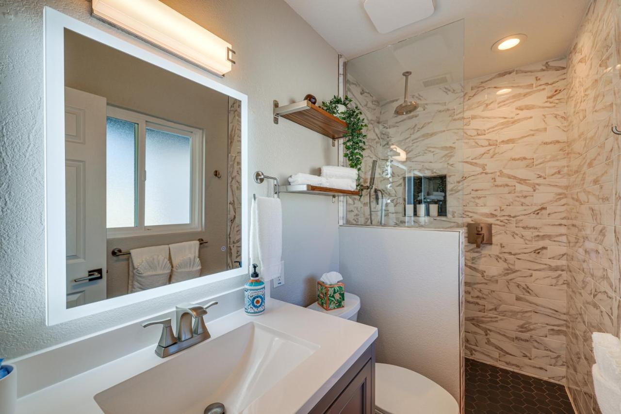 Modern 2 Mi To Old Town! Holiday home Scottsdale
