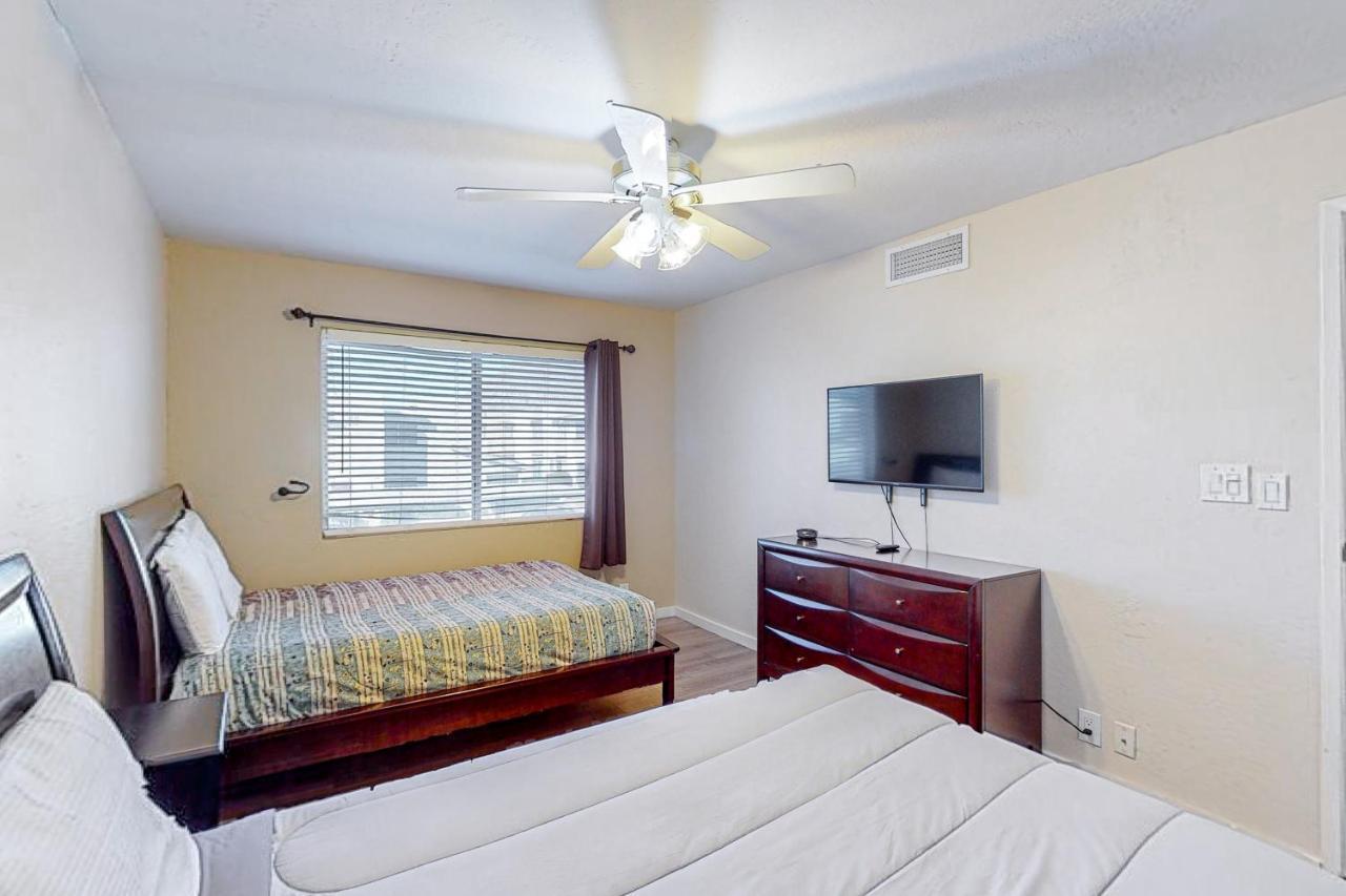 Apartment Sunbeam Dreams Unit 142 *
