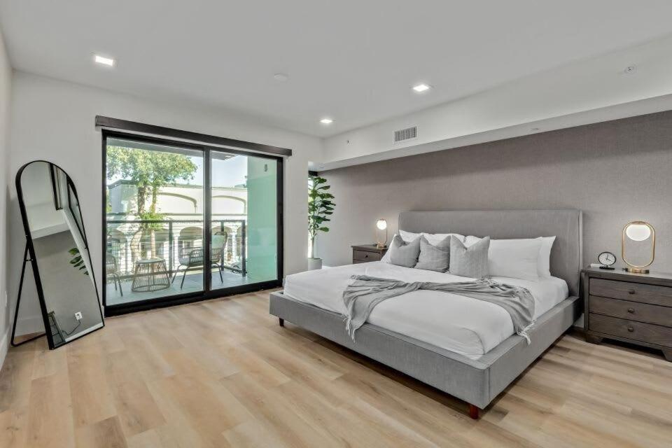 Holiday home Lux At Craftsman - Heart Of Old Town 2 *