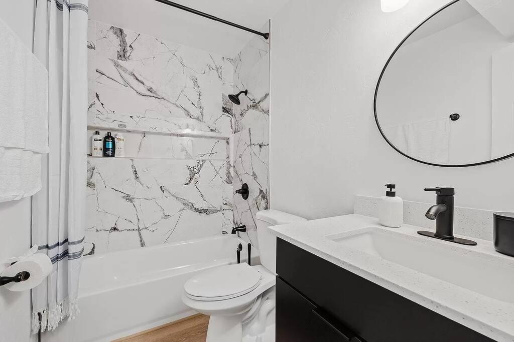 Serene & Stylish Townhouse In Scottsdale, 3bd/3bth Holiday home