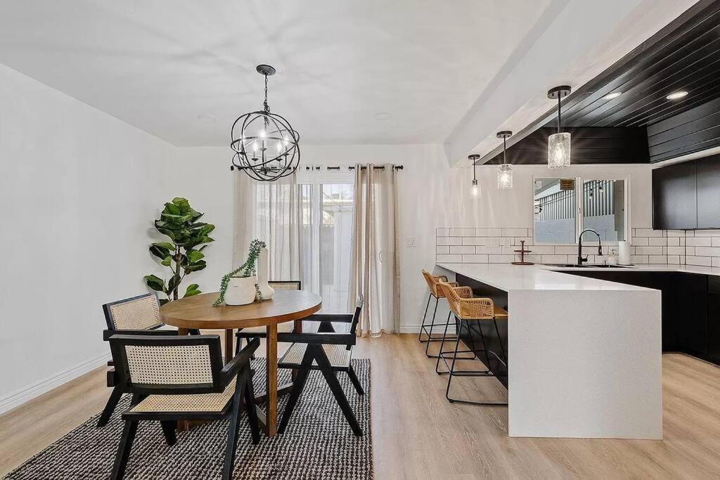 Serene & Stylish Townhouse In Scottsdale, 3bd/3bth Holiday home Scottsdale