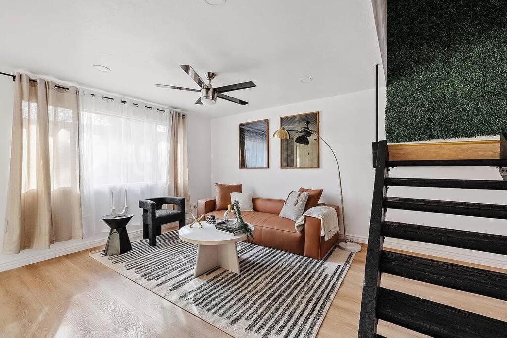 Serene & Stylish Townhouse In Scottsdale, 3bd/3bth Holiday home