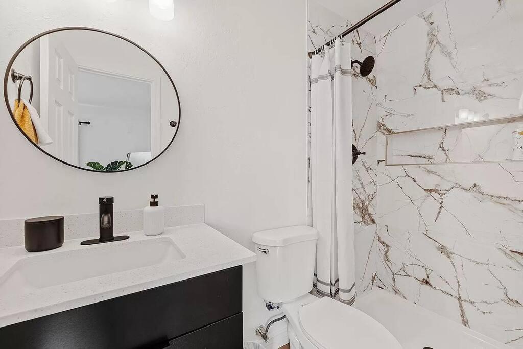 Serene & Stylish Townhouse In Scottsdale, 3bd/3bth