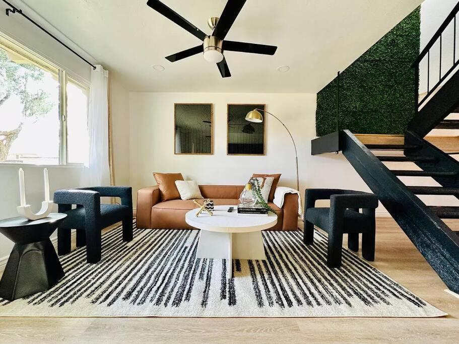 Serene & Stylish Townhouse In Scottsdale, 3bd/3bth *