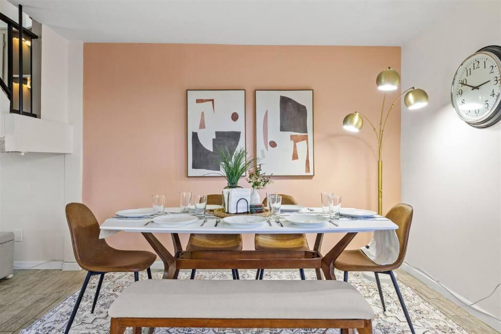 Apartment The Scott Pad - Remodeled Space, Large Pool, Centrally Located In The Heart Of Scottsdale! *