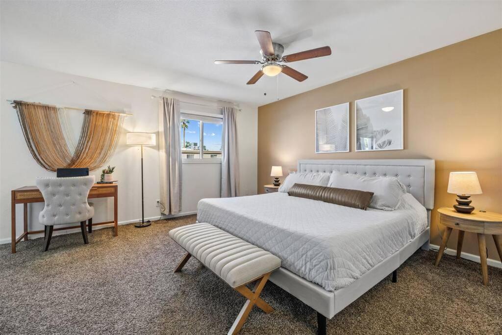 The Scott Pad - Remodeled Space, Large Pool, Centrally Located In The Heart Of Scottsdale!