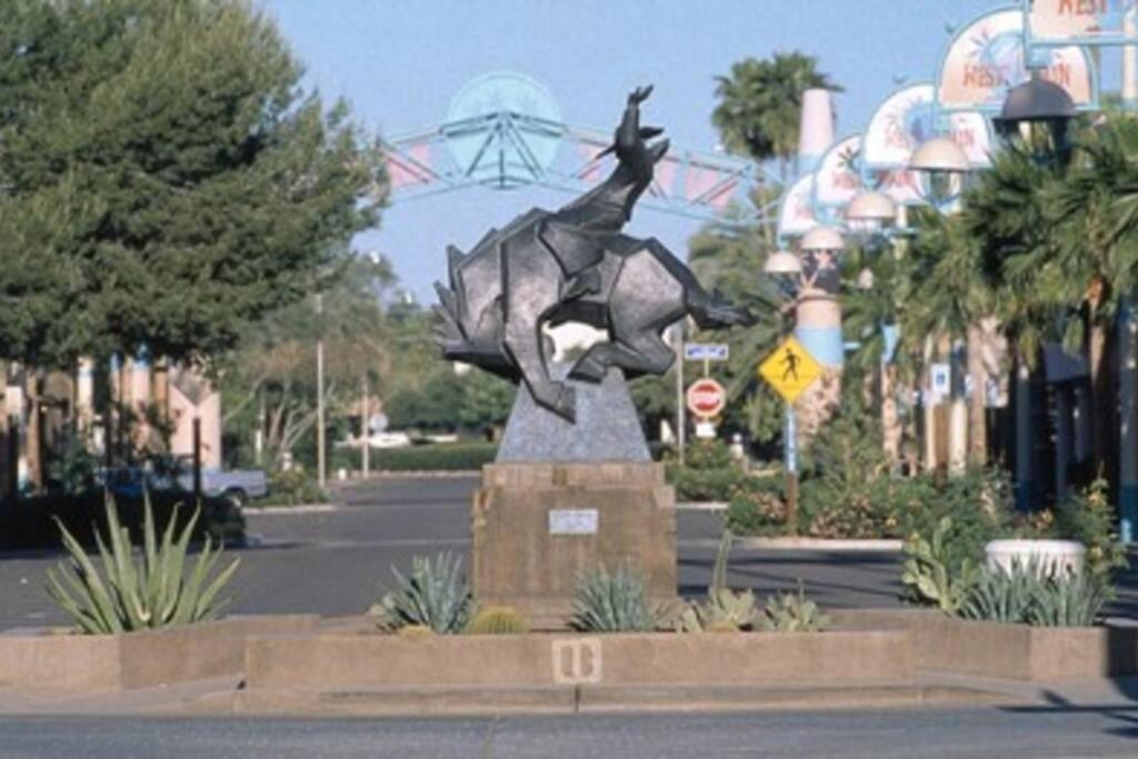 The Scott Pad - Remodeled Space, Large Pool, Centrally Located In The Heart Of Scottsdale! Apartment *