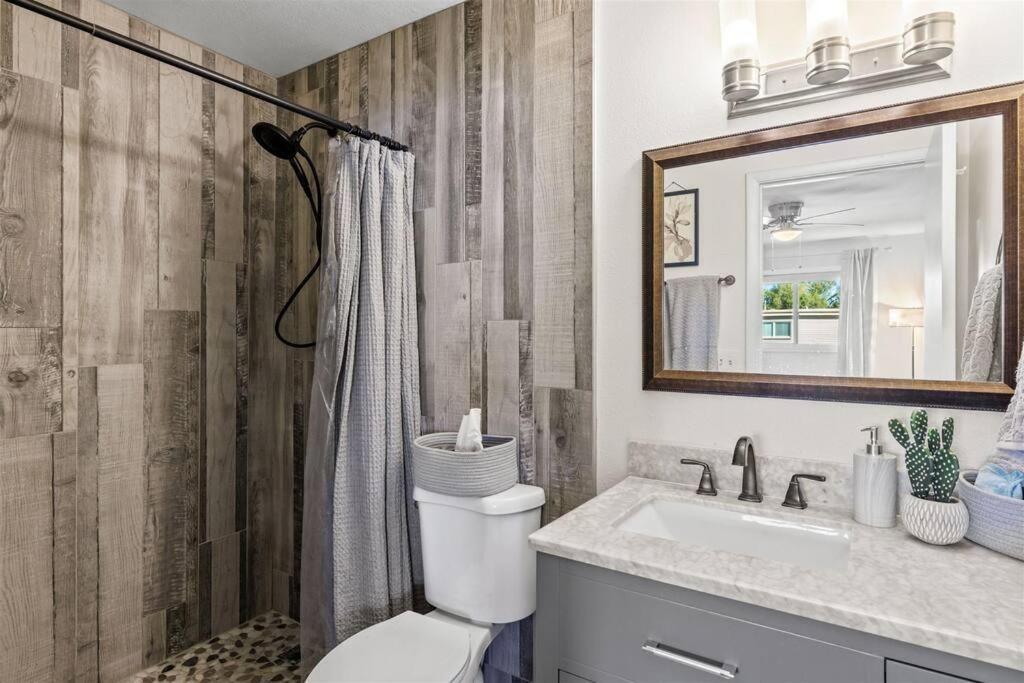 Apartment The Scott Pad - Remodeled Space, Large Pool, Centrally Located In The Heart Of Scottsdale! Scottsdale