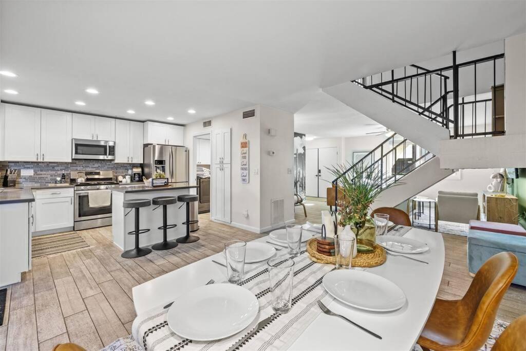 Apartment The Scott Pad - Remodeled Space, Large Pool, Centrally Located In The Heart Of Scottsdale!