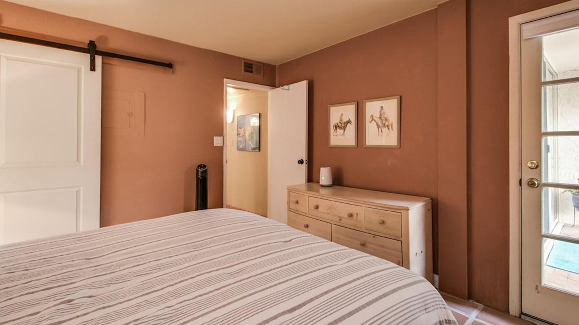 Charming 1-bdrm Steps To Old Town Holiday home Scottsdale