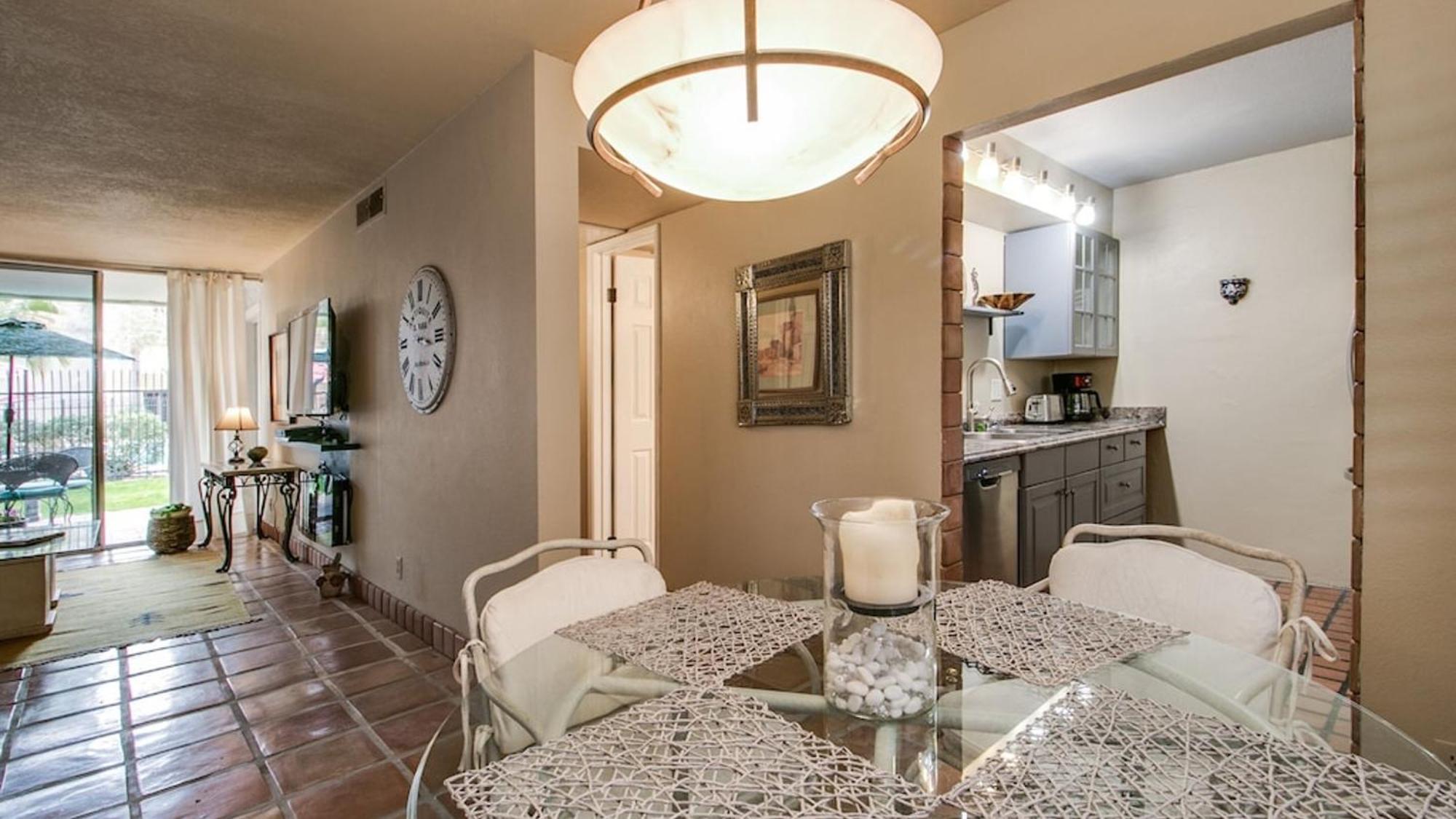 Charming 1-bdrm Steps To Old Town Scottsdale