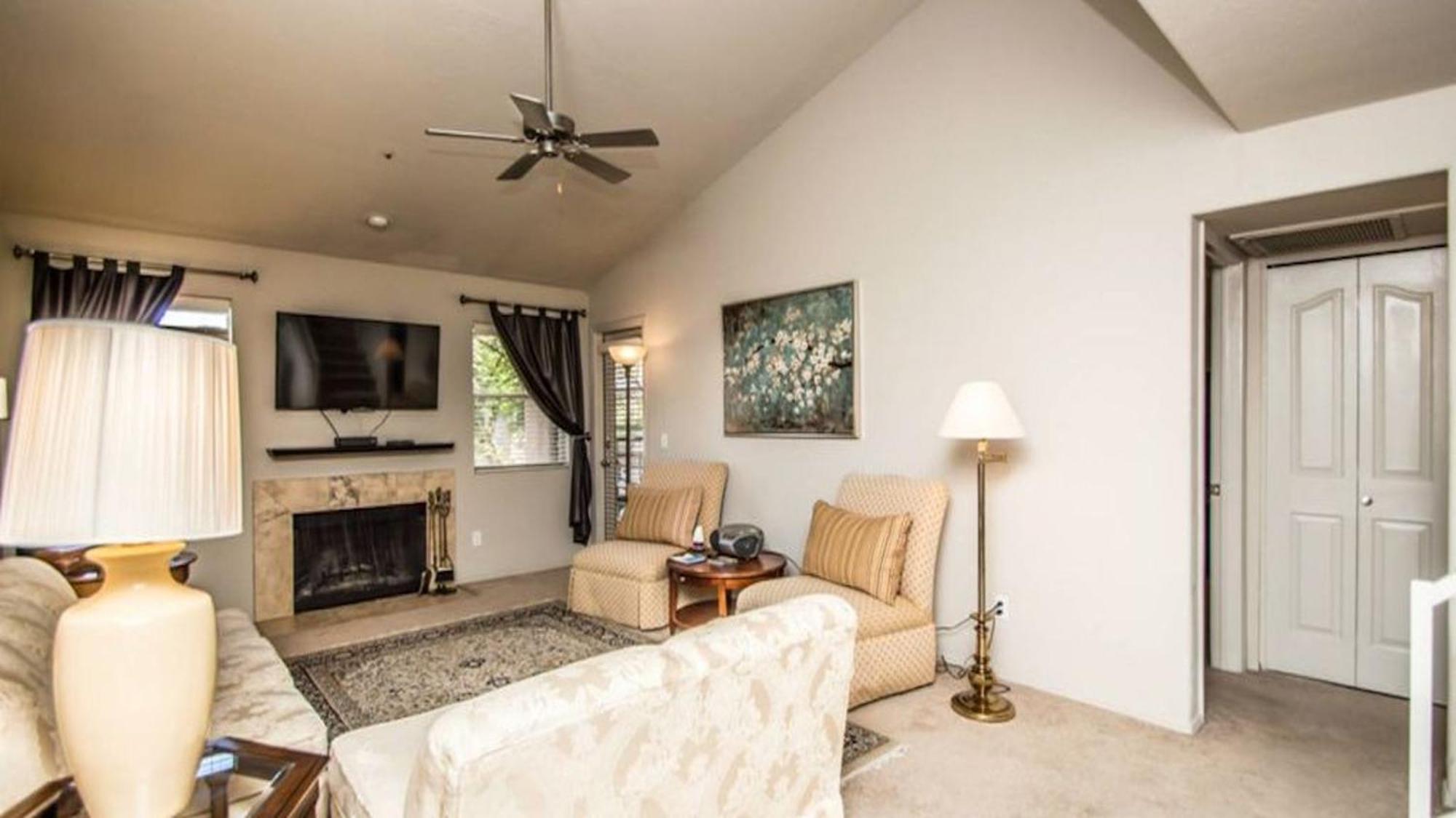 Great North Condo! Scottsdale