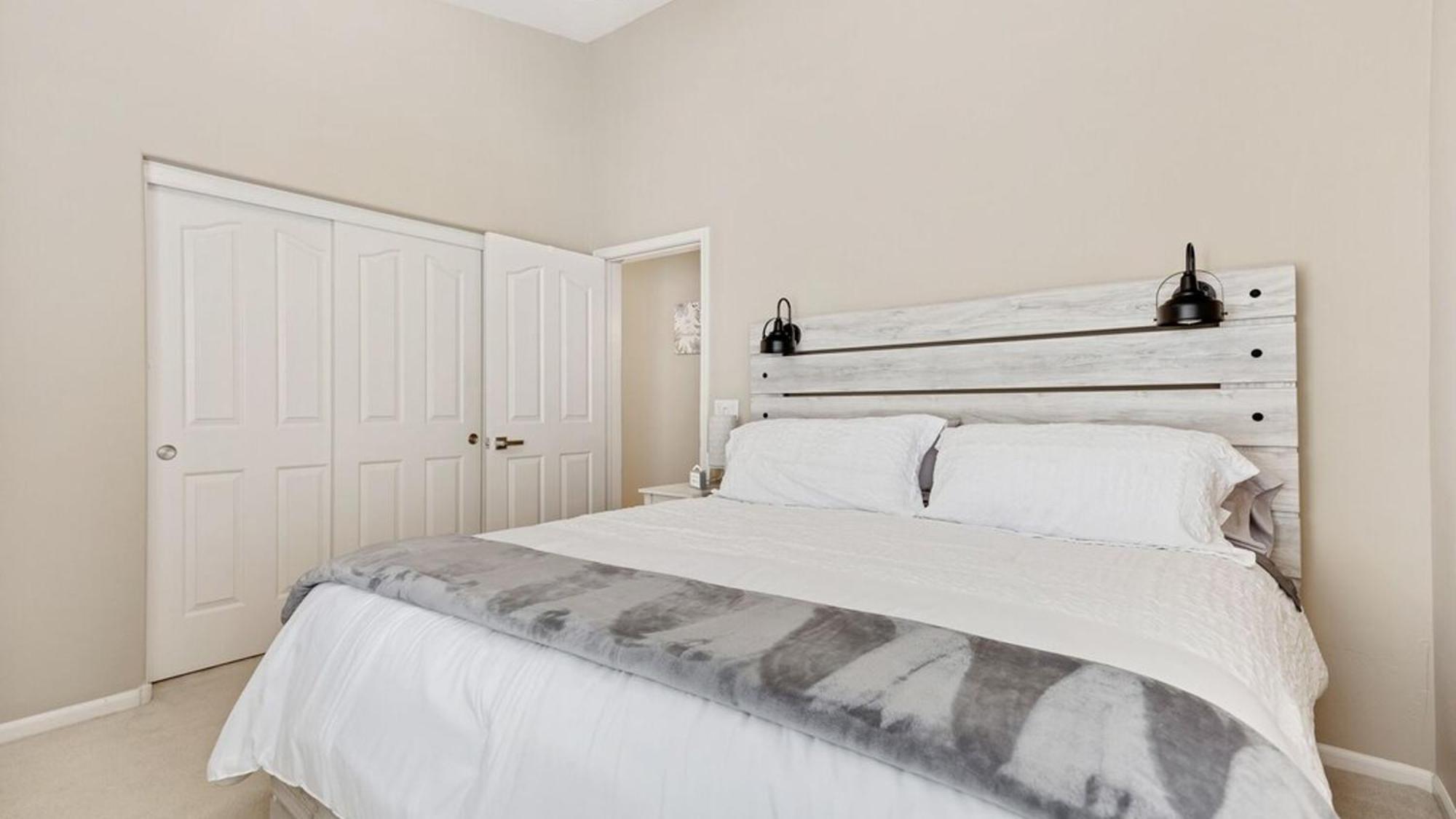 Amazing In Great Location Wbackyard Oasis Holiday home *
