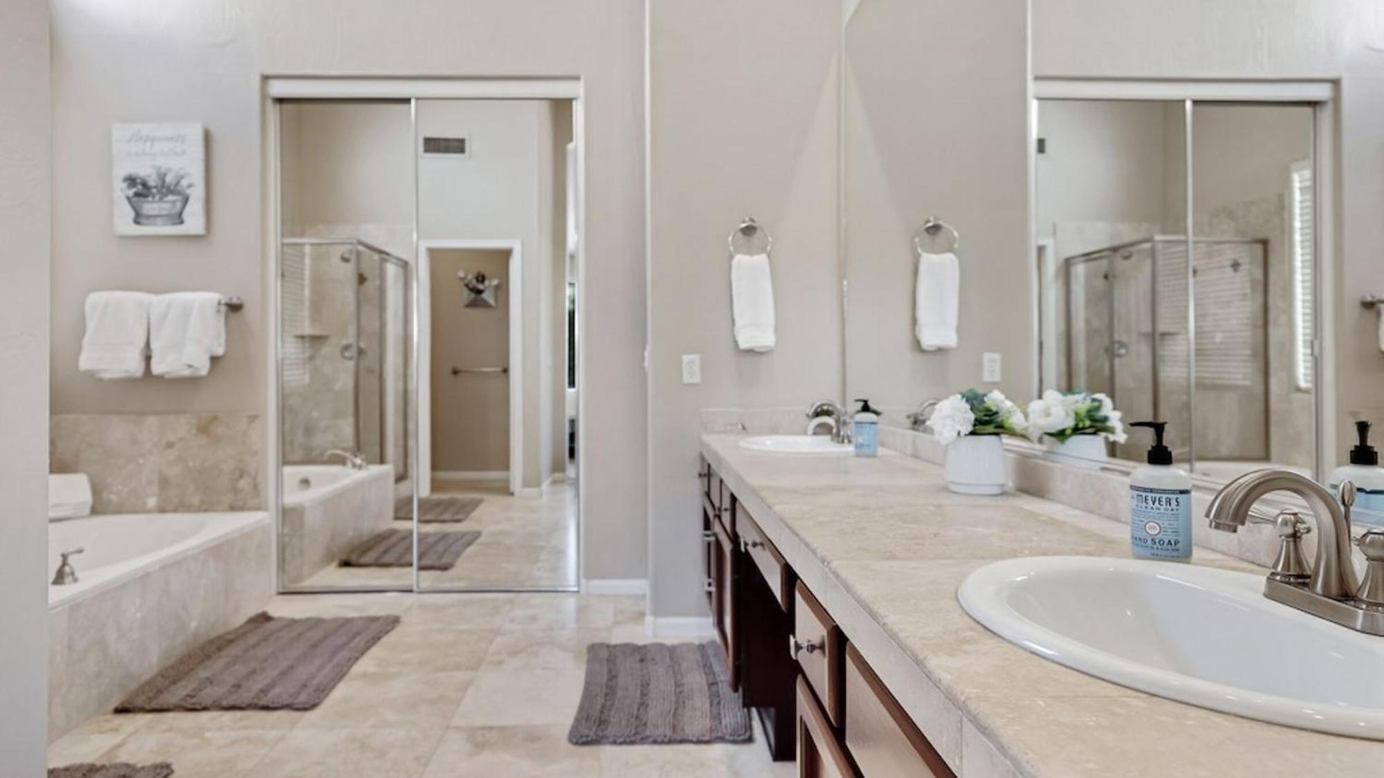 Amazing In Great Location Wbackyard Oasis Holiday home Scottsdale