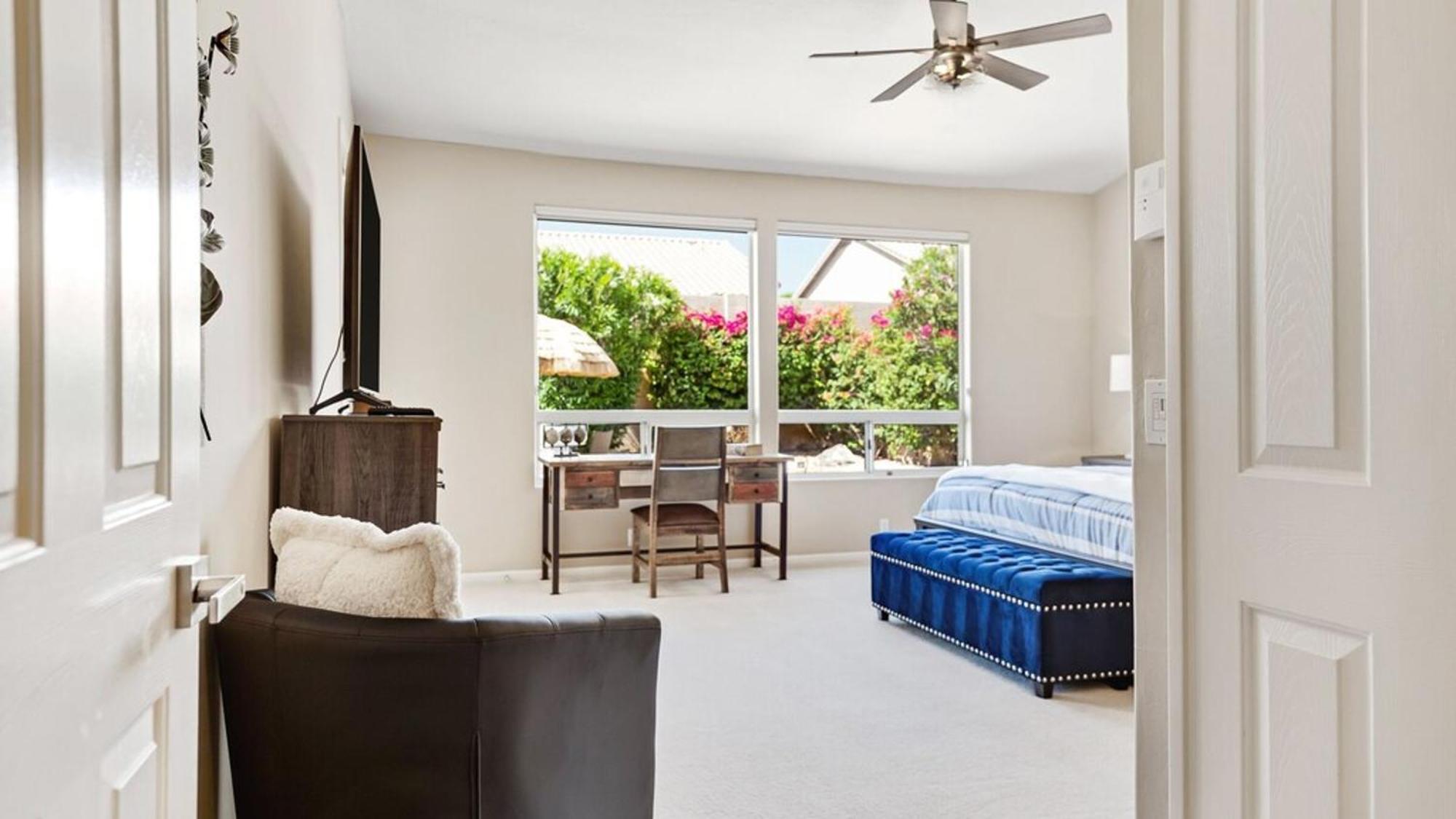 Amazing In Great Location Wbackyard Oasis * Scottsdale