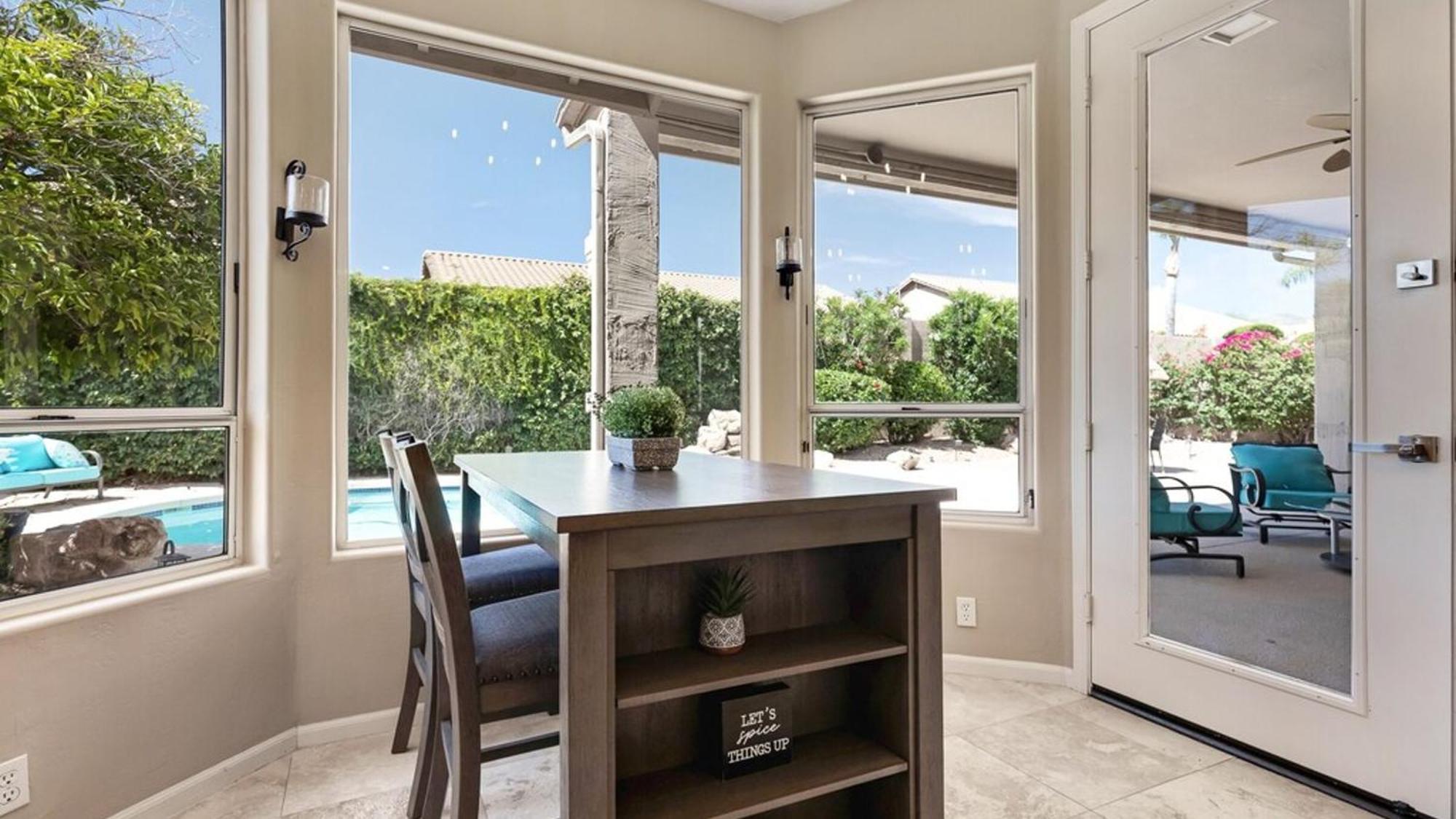 Holiday home Amazing In Great Location Wbackyard Oasis *