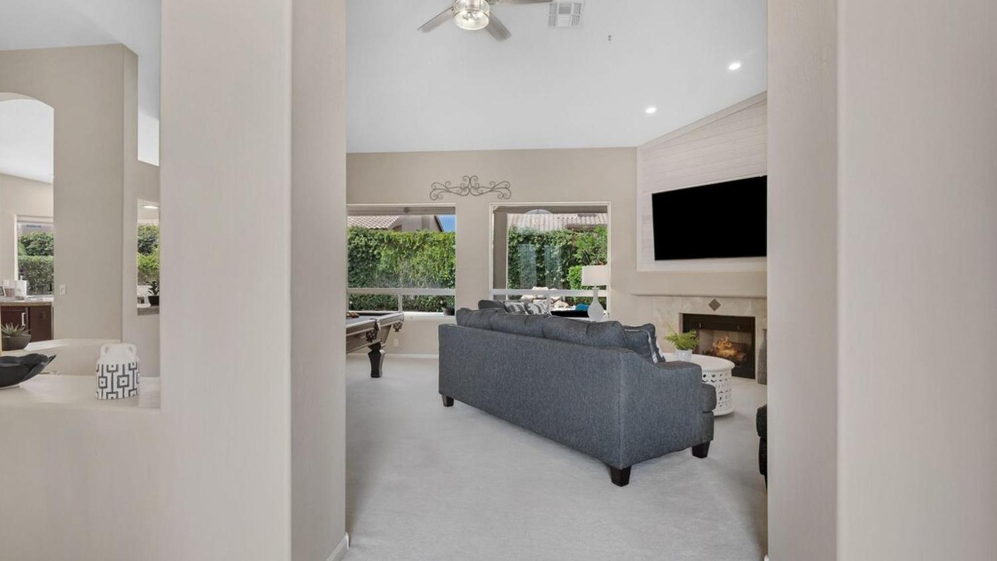 Amazing In Great Location Wbackyard Oasis *
