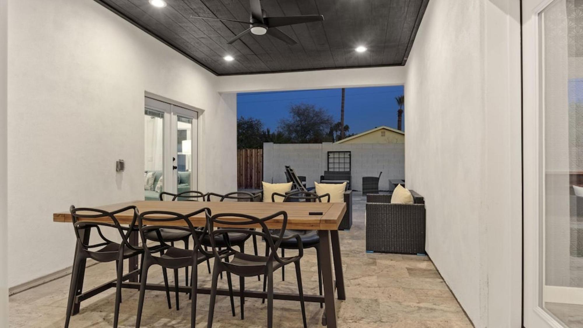 Just Listed Modern Classy 4 Bdrm Heart Of Oldtown * Scottsdale