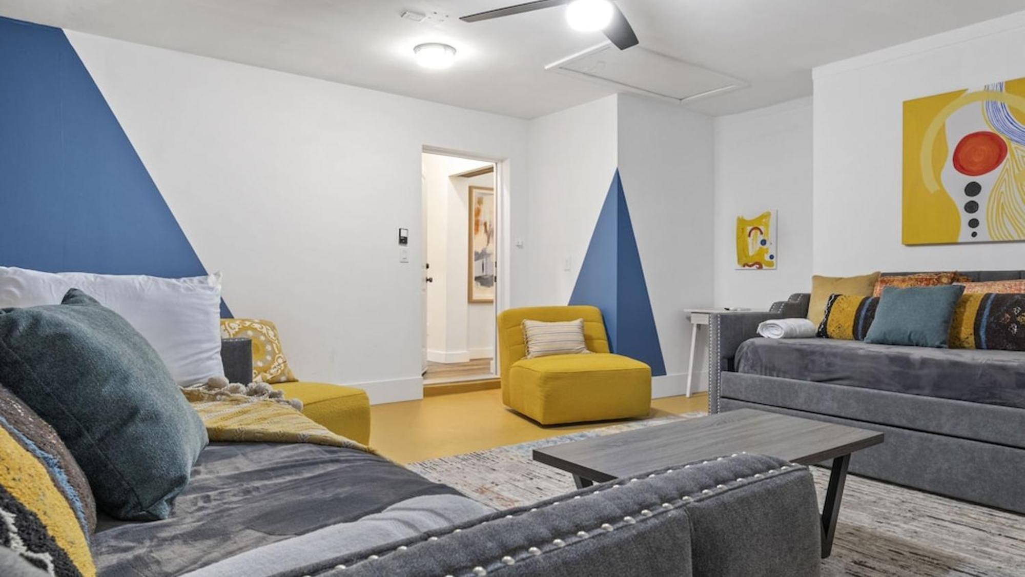 Holiday home Just Listed Modern Classy 4 Bdrm Heart Of Oldtown *