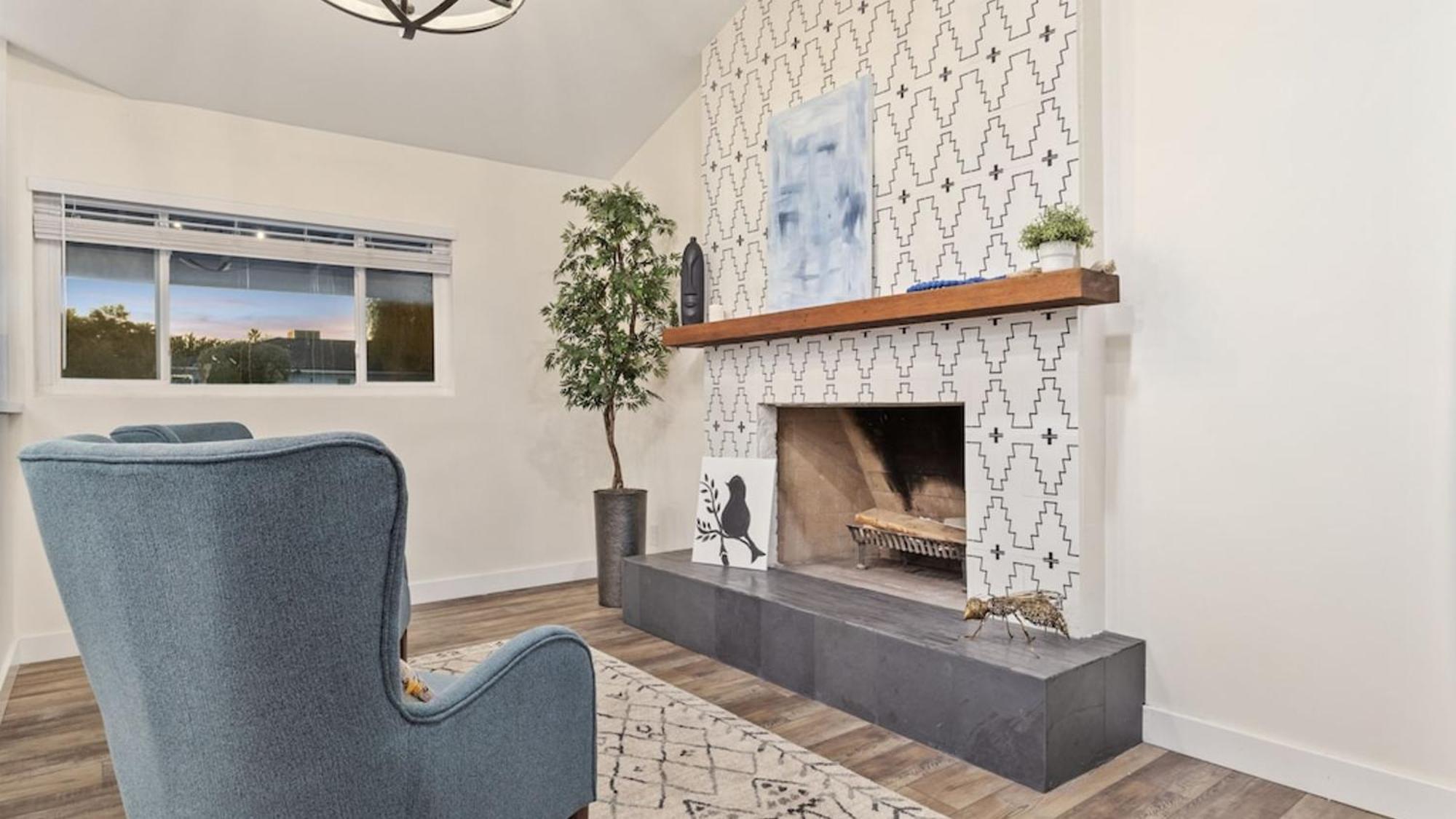 Just Listed Modern Classy 4 Bdrm Heart Of Oldtown * Scottsdale
