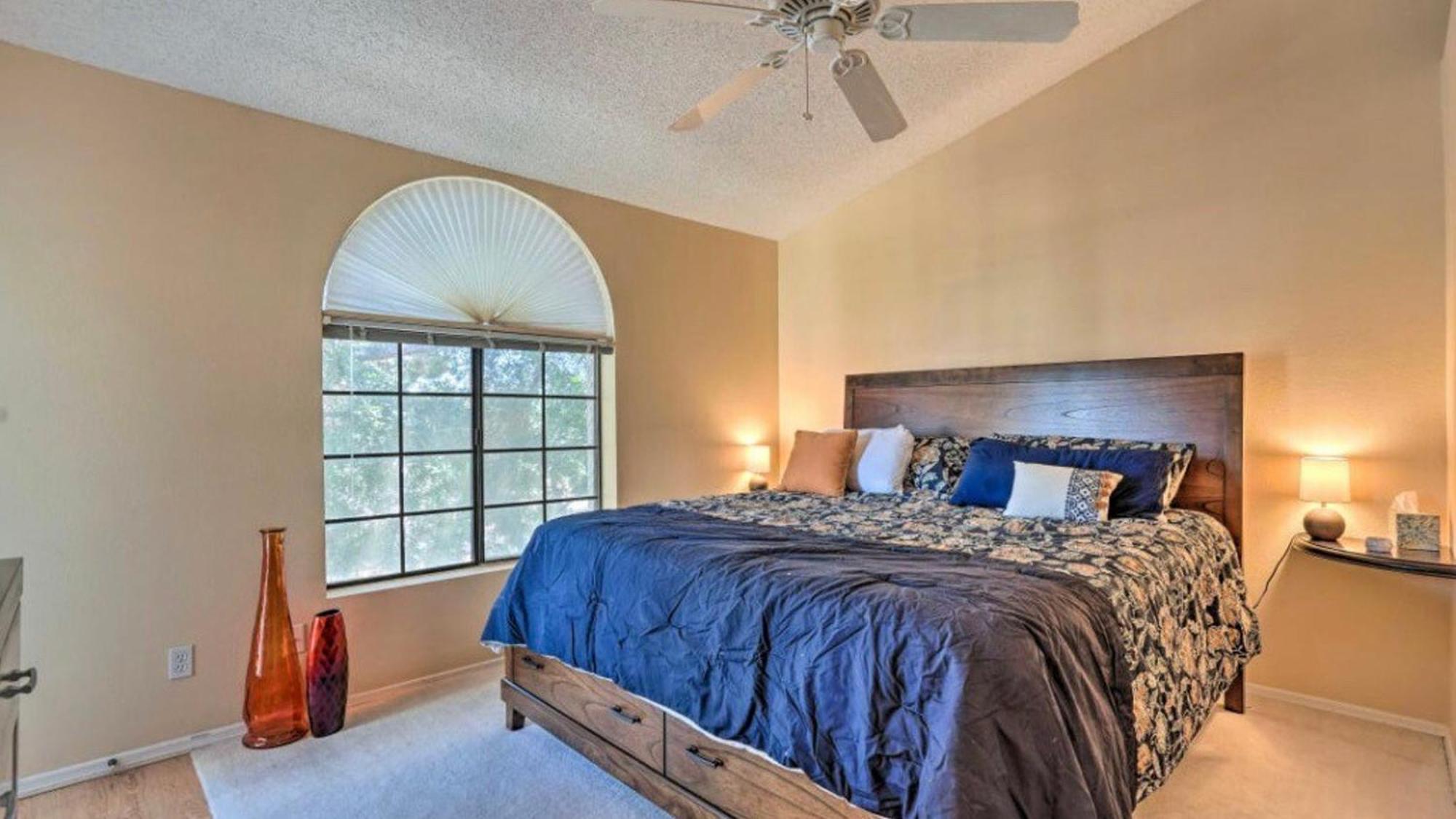 Holiday home Relaxing 2 Bdrm In Prime Location