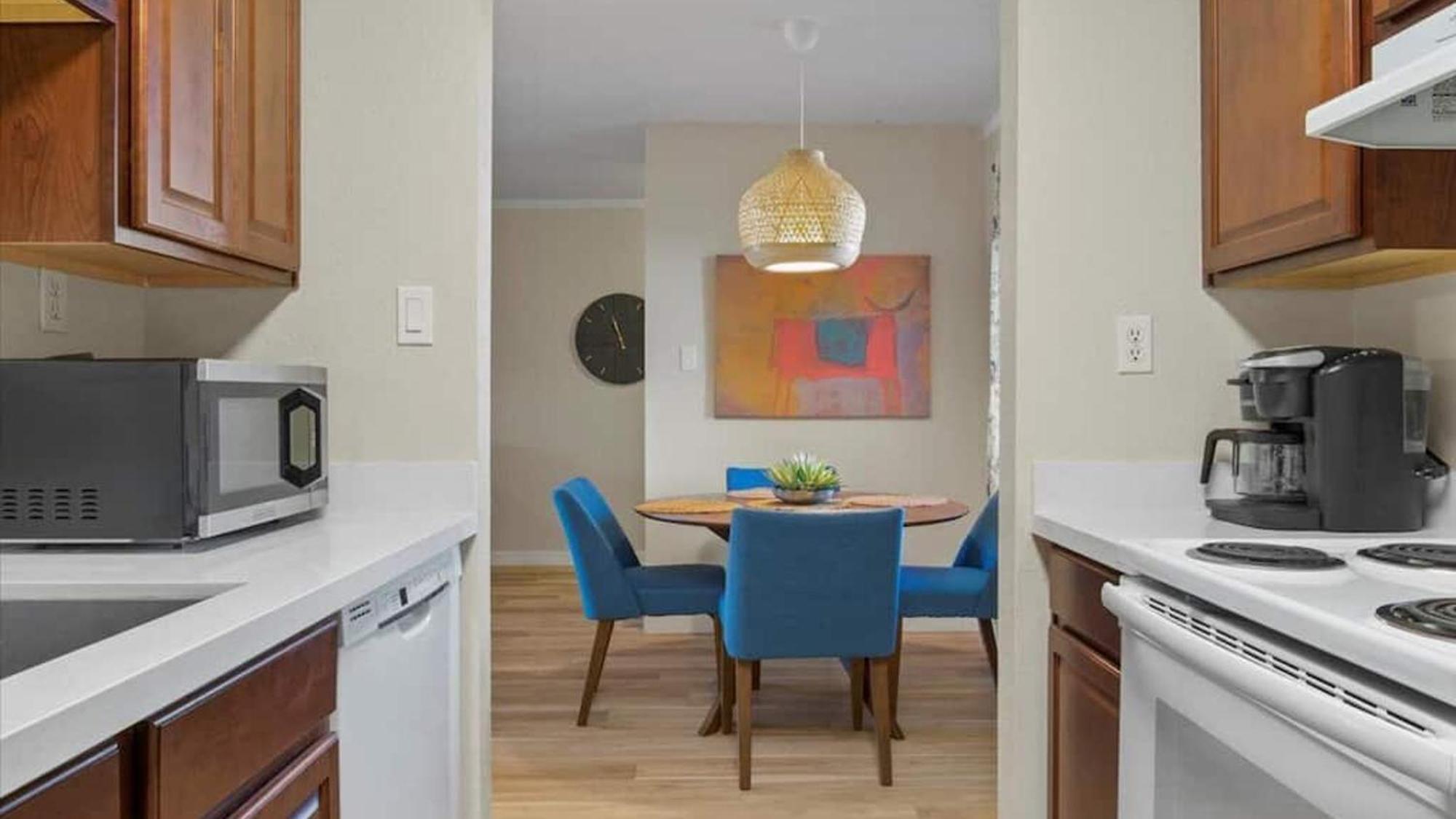 Modern And Sophisticated Old Town Gem Holiday home *