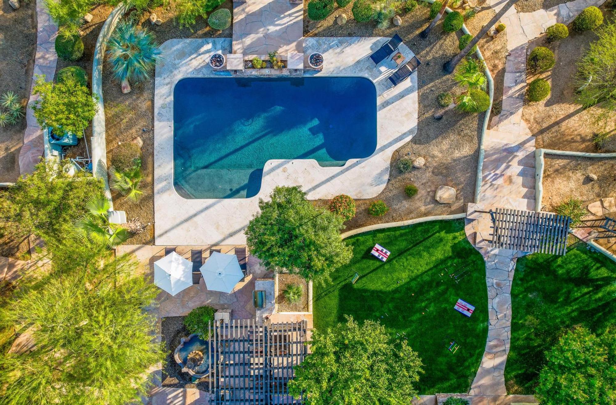 Bocce Court, Heated Pool, Spa, Putting Green, Villa *