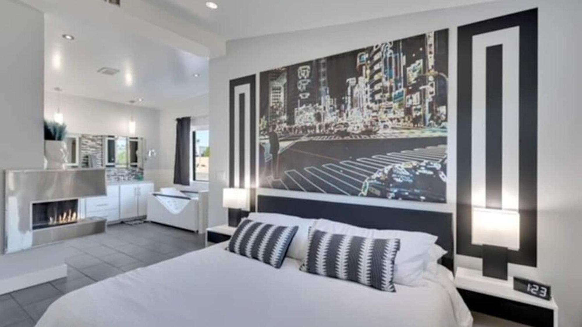 Mid Century Modern Retreat In Old Town Scottsdale