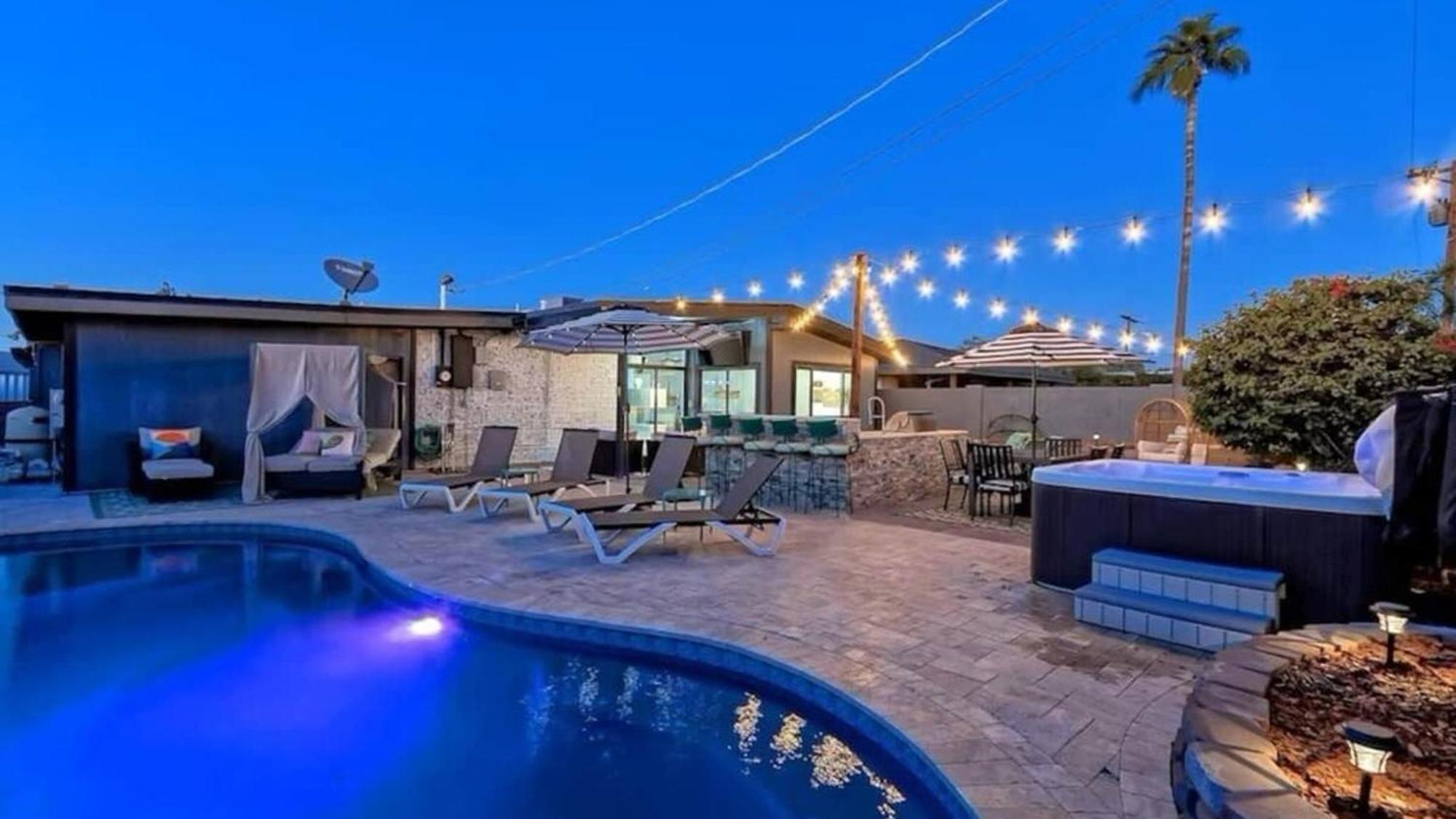 Mid Century Modern Retreat In Old Town *