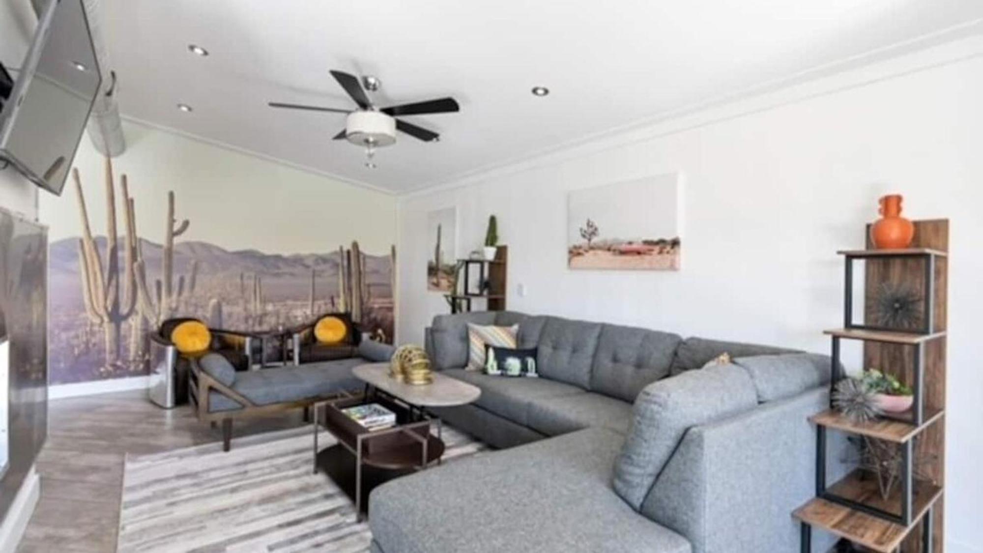Mid Century Modern Retreat In Old Town