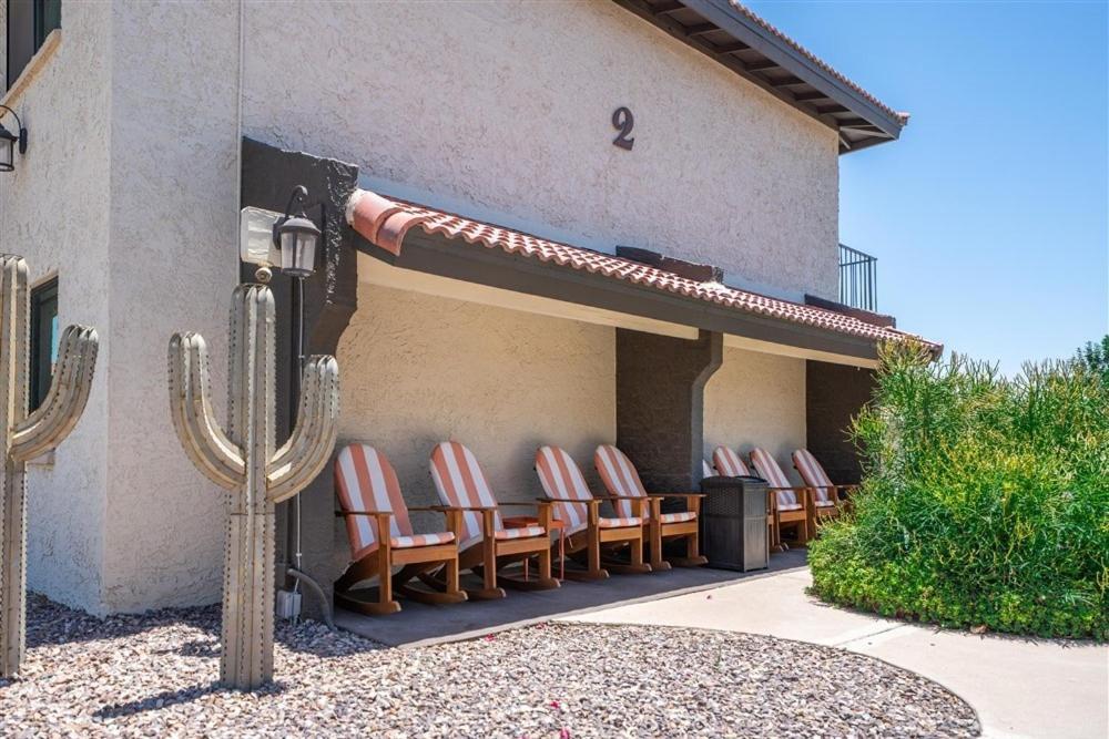 Apartment 148 Fully Furnished 1br Suite-pet Friendly