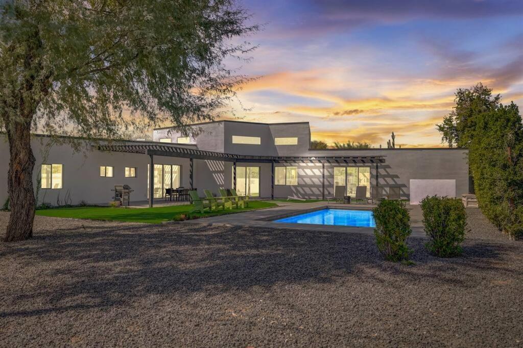 New Luxury Getaway With Heated Pool And Bbq * Scottsdale