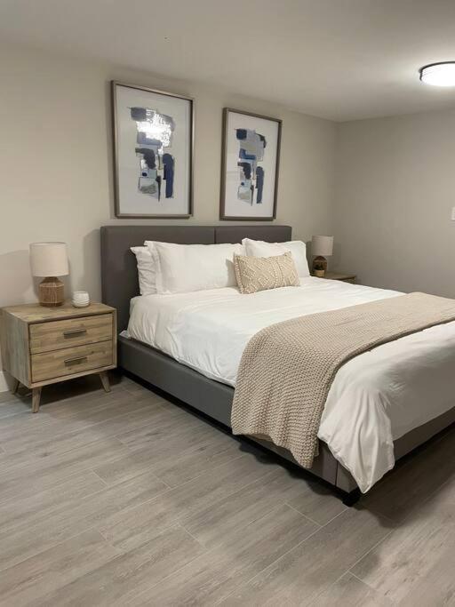 Holiday home Gorgeous Upscale 4bed/3 Bath *