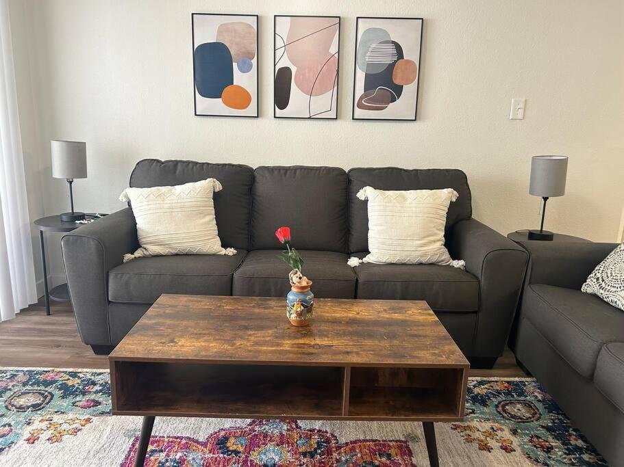 Sweet Retreat In Apartment